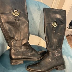 Authentic Tommy Hilfiger Black Boots Size 9
